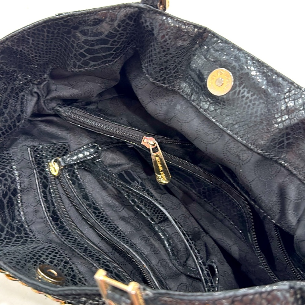 Michael Kors Black and Gold croc tote - Picture 5 of 10